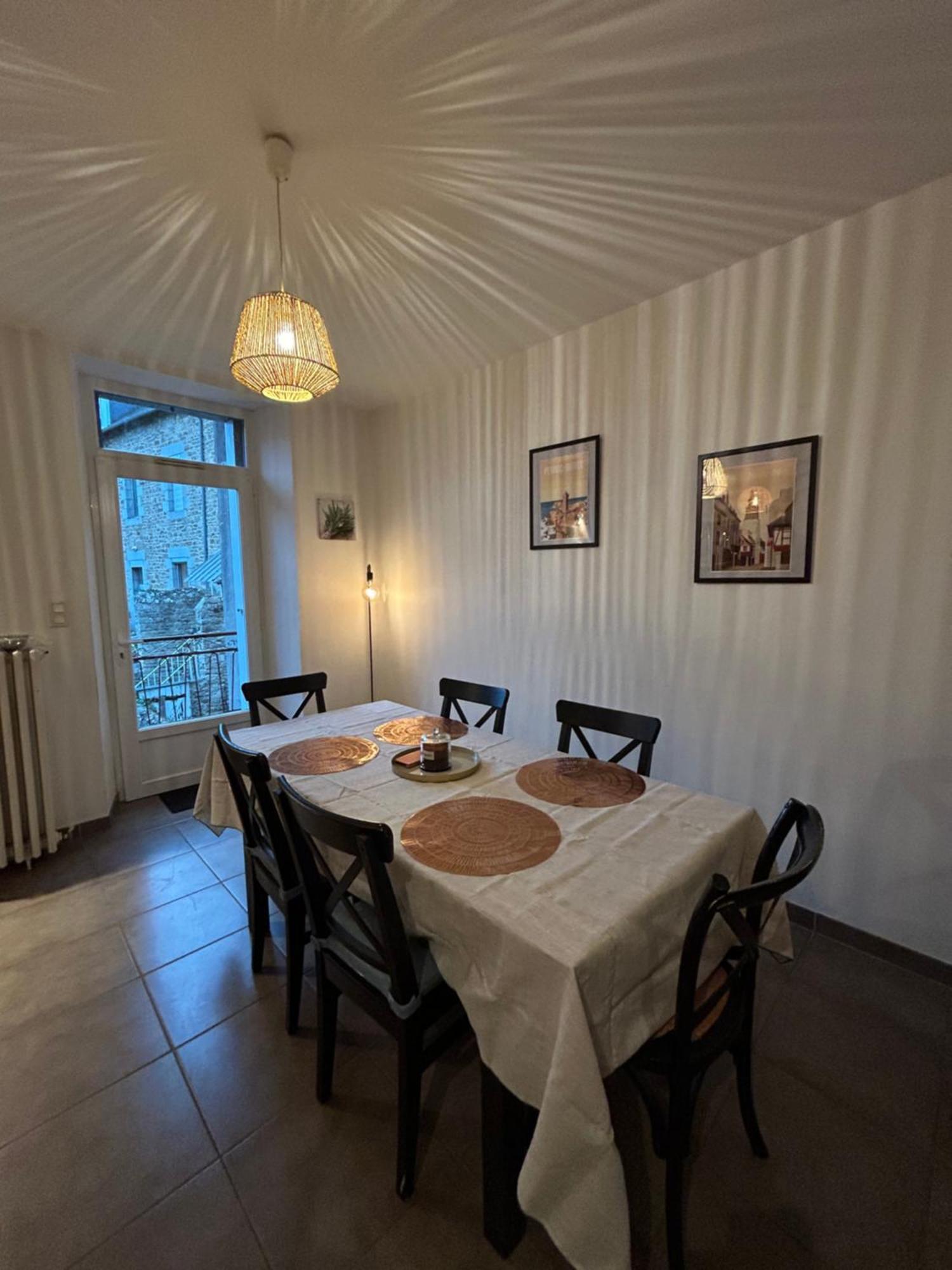 Jolie Maison Familiale Guingamp Ngoại thất bức ảnh